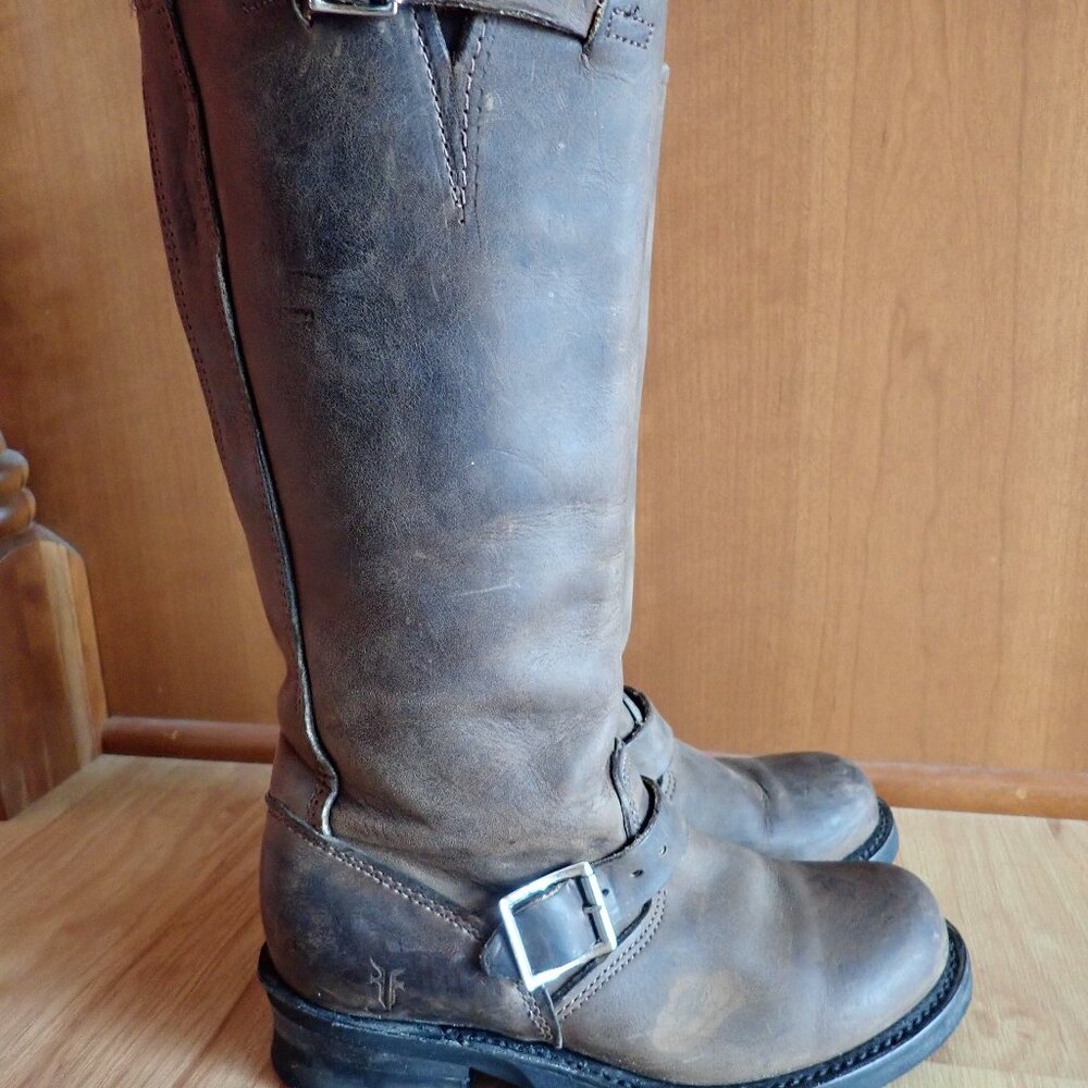 Frye Veronica Distressed Brown Leather Engineer Harness Boots Size 6.5M - NICE